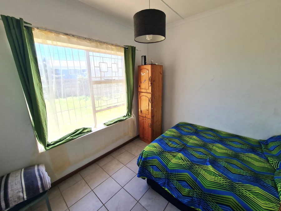 5 Bedroom Property for Sale in C Place Eastern Cape